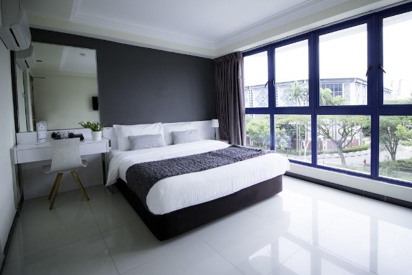 Harbour Ville Hotel